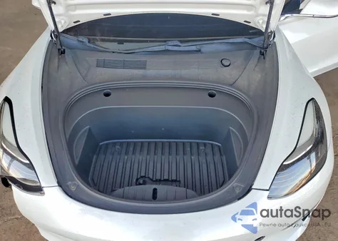 2020 Tesla Model 3 z USA, uszkodzony, nr VIN 5YJ3E1EB6LF791039